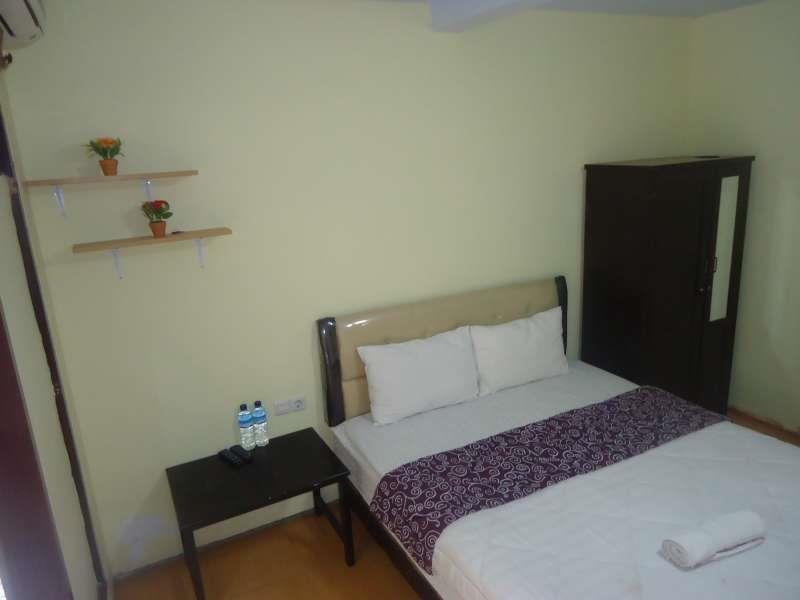 Adel'S Guest House Μαλάνγκ Εξωτερικό φωτογραφία